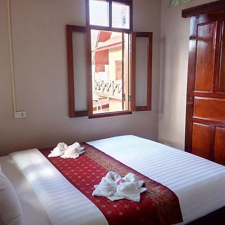 Sokmisay2 Guesthouse لوانغ برابانغ المظهر الخارجي الصورة
