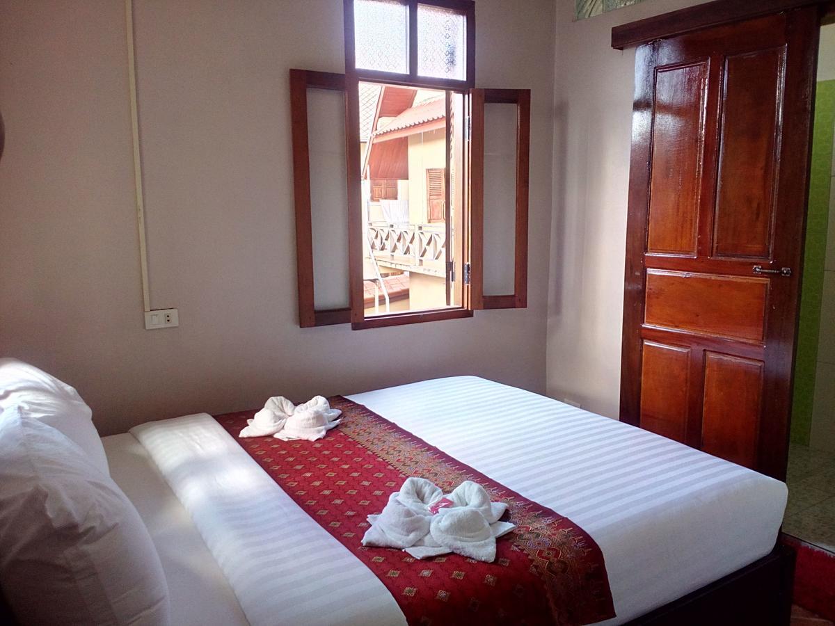 Sokmisay2 Guesthouse لوانغ برابانغ المظهر الخارجي الصورة